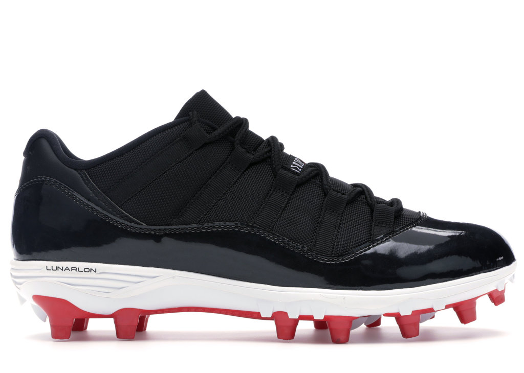 Air Jordan 11 AO1560-010