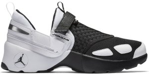 Jordan Trunner LX Black White Black/White (897992-010)