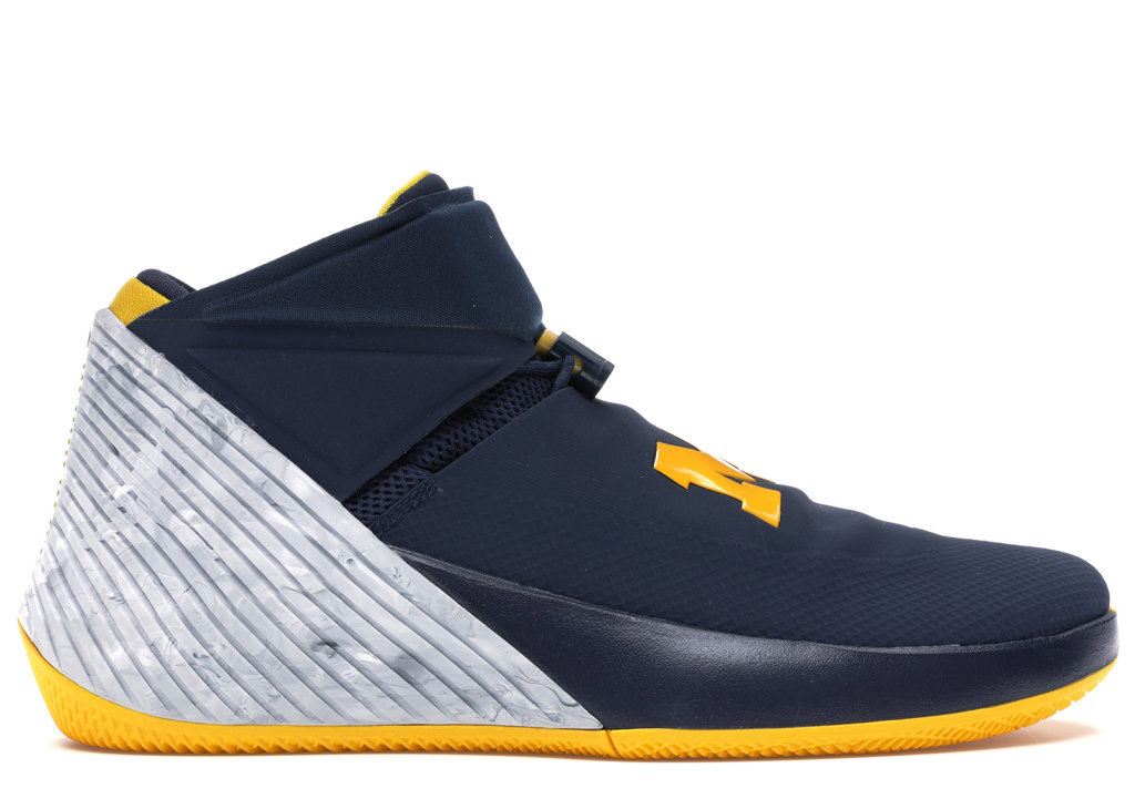 Sneaker AA2510-405