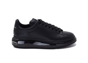 Alexander McQueen  Oversized Black Shiny Sole Black (604232WHX981000)