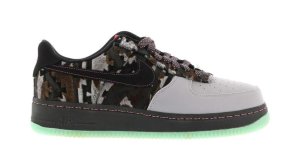 Nike Air Force 1 Low Year of the Horse Wolf Grey/Black-Anthracite-Green Mist (647592-001)