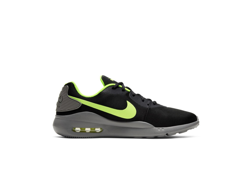 Sneaker CU6682-001