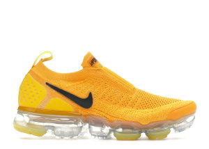 Nike  Air VaporMax Moc 2 University Gold (W) University Gold/Black-Tour Yellow (AJ6599-700)