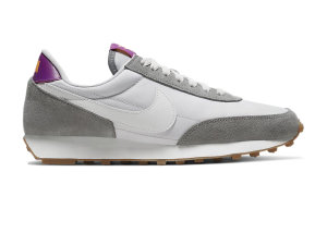 Nike Daybreak Particle Grey (W) Particle Grey/Vast Grey-Vivid Purple-Summit White (CK2351-004)