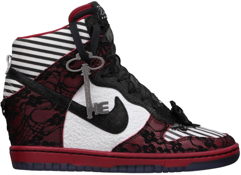 Nike Dunk High Sky Hi Doernbecher 2013 (W) Black/Black-Gym Red-White (639396-061)