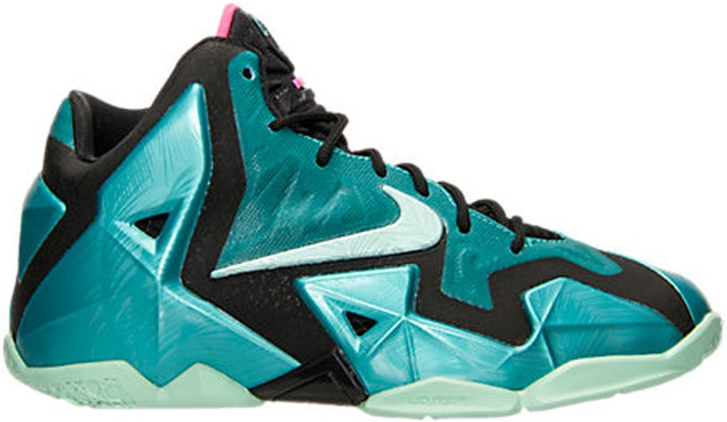Nike LeBron 11 621712-303