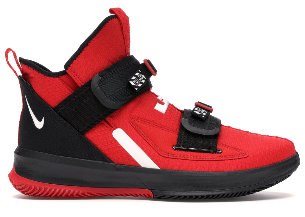Sneaker AR4225-600