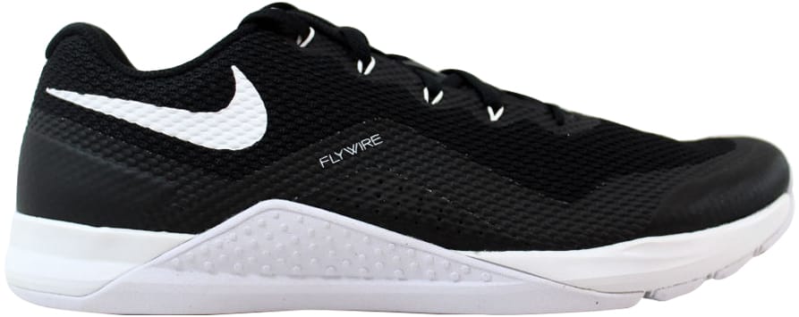 Sneaker 898048-002