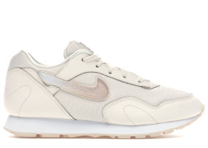 Nike  Outburst Jelly Puff Pale Ivory (W) Pale Ivory/Summit White-Guava Ice-Guava Ice (AQ0086-100)