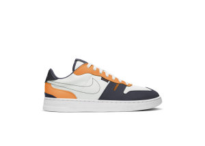 Nike  Squash-Type Summit White Orange Summit White/Alpha Orange/White (CJ1640-101)