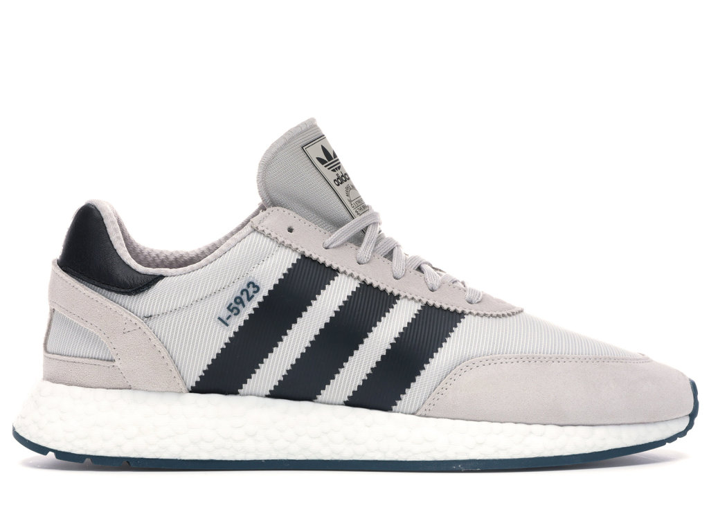 Sneaker D96992