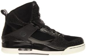 Jordan  Flight 45 High IP S&S Black/Summit White-Metallic Gold (631605-035)