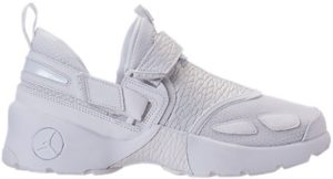 Jordan Trunner LX Heiress Frost White (GS) White/Pure Platinum-White (897997-100)