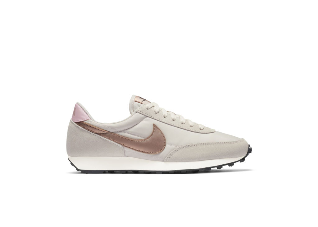 Nike DBreak-Type Light Orewood (W) Light Orewood Brown/Black/Light Arctic Pink (CU5324-100)