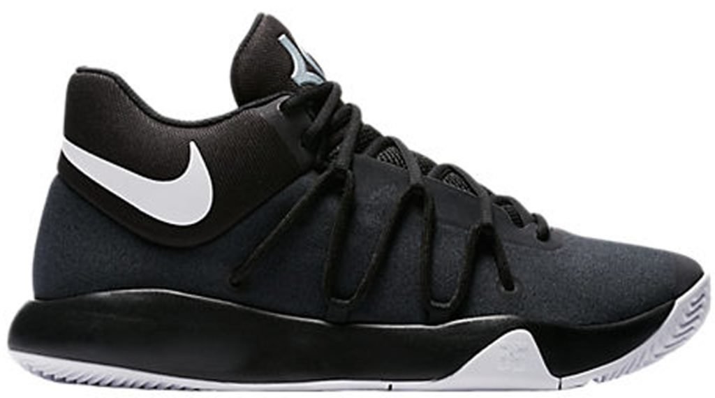 Sneaker 897638-001