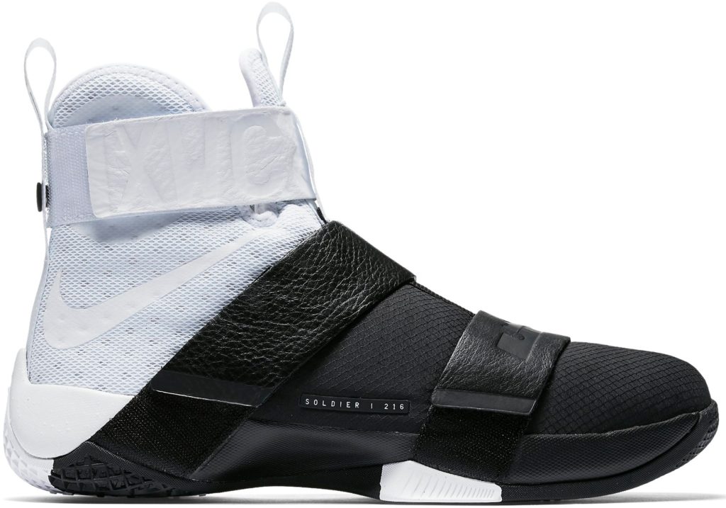 Sneaker AA1090-100