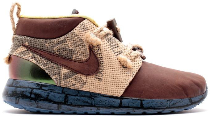 Nike Roshe Run The Boxtrolls “Trollstrikes” (GS) Brown (748864-200)