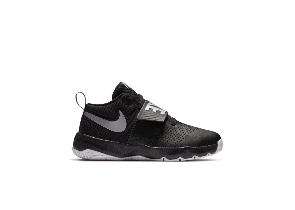 Sneaker 881941-001