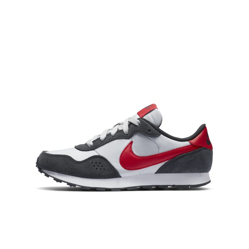 Nike MD Valiant Older Kids’ Grey (CN8558-003)