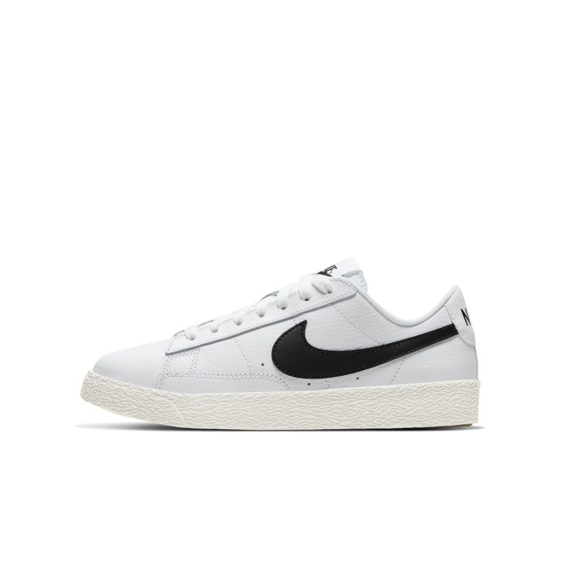 Nike Blazer Low Older Kids’ White (CZ7106-101)
