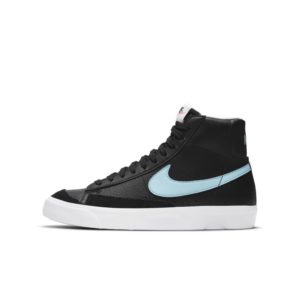 Nike Blazer Mid’ 77 Older Kids’ Black (DA4086-001)