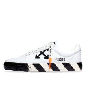 Off-White Womens Vulc Low Top Sneakers Black White (2019) (OWIA146R198000160100)