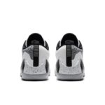 Sneaker 639045-101