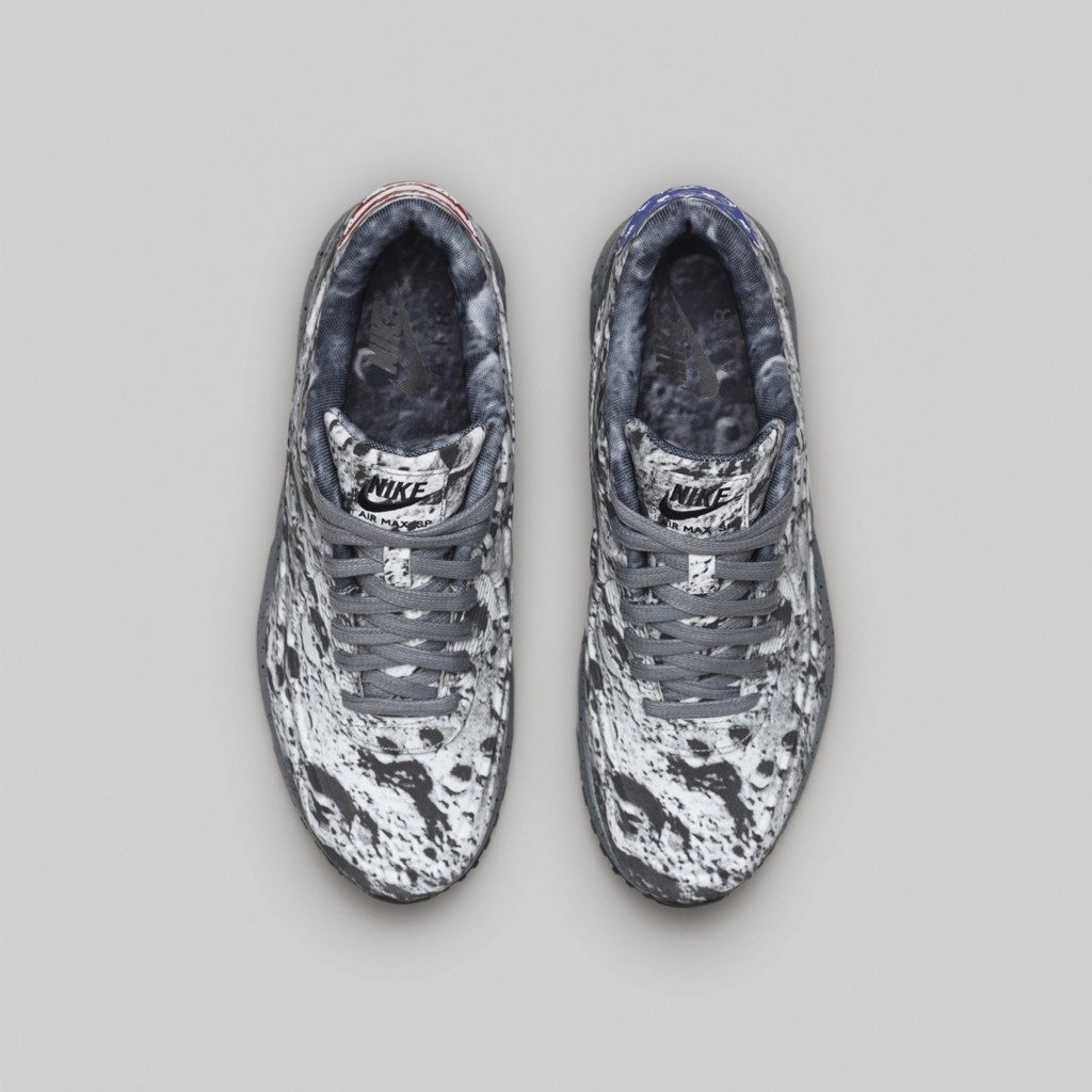 Nike Air Max Lunar90 SP Moon Landing (700098-007)