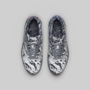 Nike Air Max Lunar90 SP Moon Landing (700098-007)