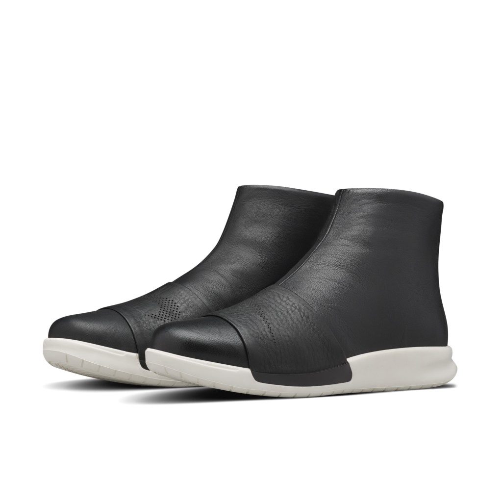 Nike Benassi Lux Boot Black Ivory (W) Black/Ivory-Black (819683-001)