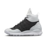 Sneaker 826077-002