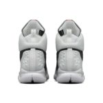 Sneaker 826077-002