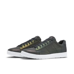 Nike Tennis Classic Ultra Premium QS Holographic (2015) (830699-001)