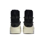 Sneaker AR4237-001