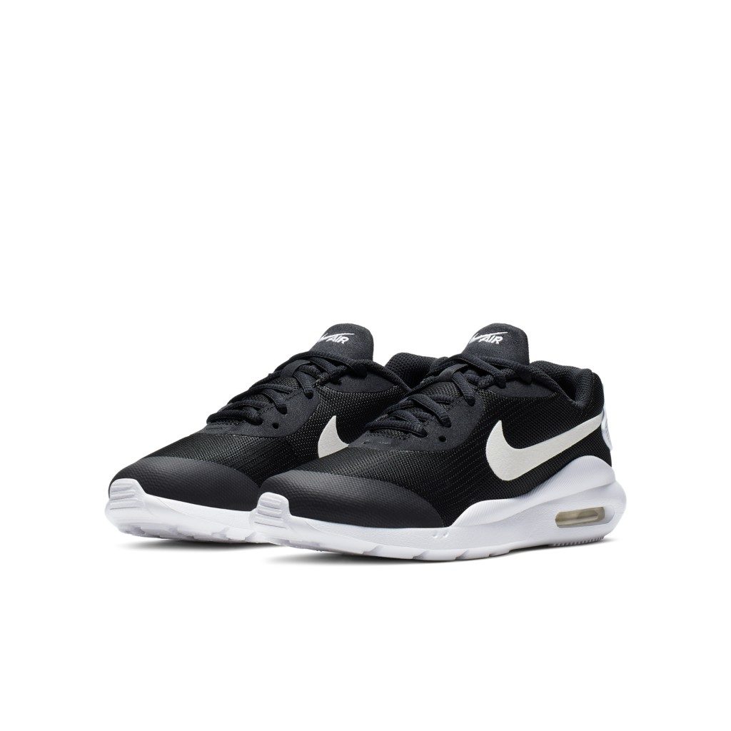 Nike Air Max Oketo Older Kids’ Black (AR7419-002)
