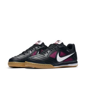 Nike SB x Supreme Gato Black (AR9821-001)