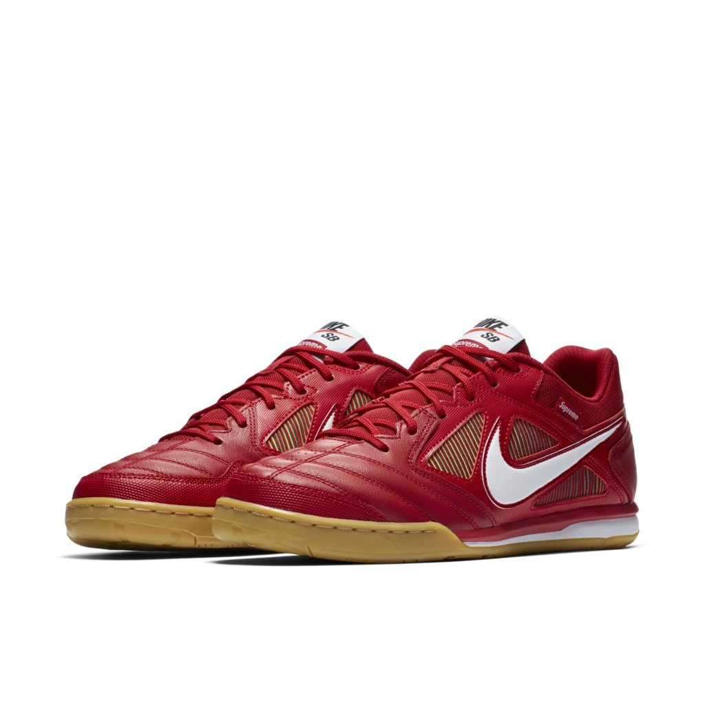 Sneaker AR9821-600