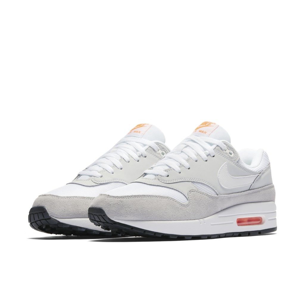 Nike Air Max 1 AT0043-001