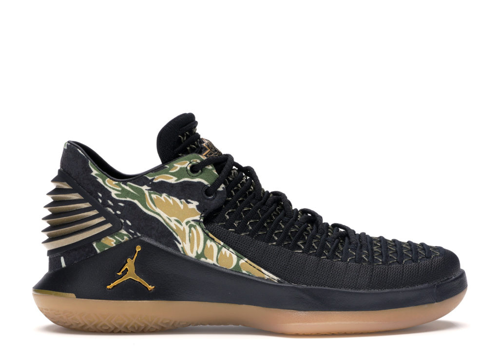Air Jordan 32 AA1257-021/AH3347-021