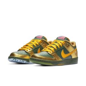 Nike  SB Dunk Low Doernbecher (2018) Fir/University Gold-Metallic Gold (BV8740-377)
