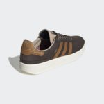 Sneaker BY9805