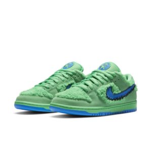 Nike  SB Dunk Low Grateful Dead Bears Green Green Spark/Soar (CJ5378-300)