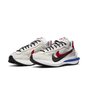 Nike Vaporwaffle sacai Sport Fuchsia Game Royal Sail/Sport Fuchsia-Light Bone-Game Royal (CV1363-100)