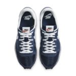 Sneaker CW7645-400