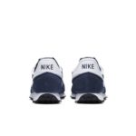 Sneaker CW7645-400