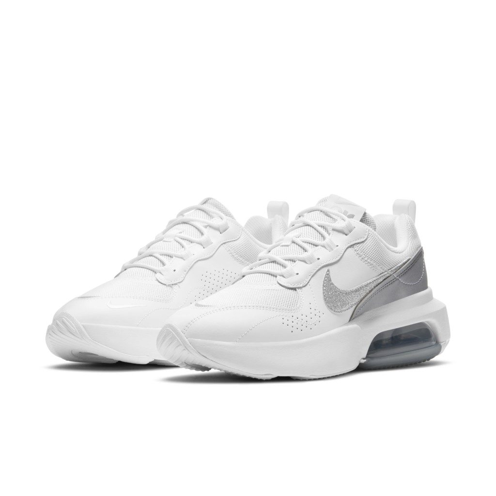 Sneaker DD7110-100