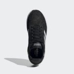 Sneaker EG3718