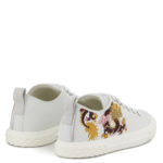 Sneaker 23021