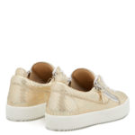 Sneaker 15205