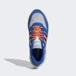 Sneaker EG3018